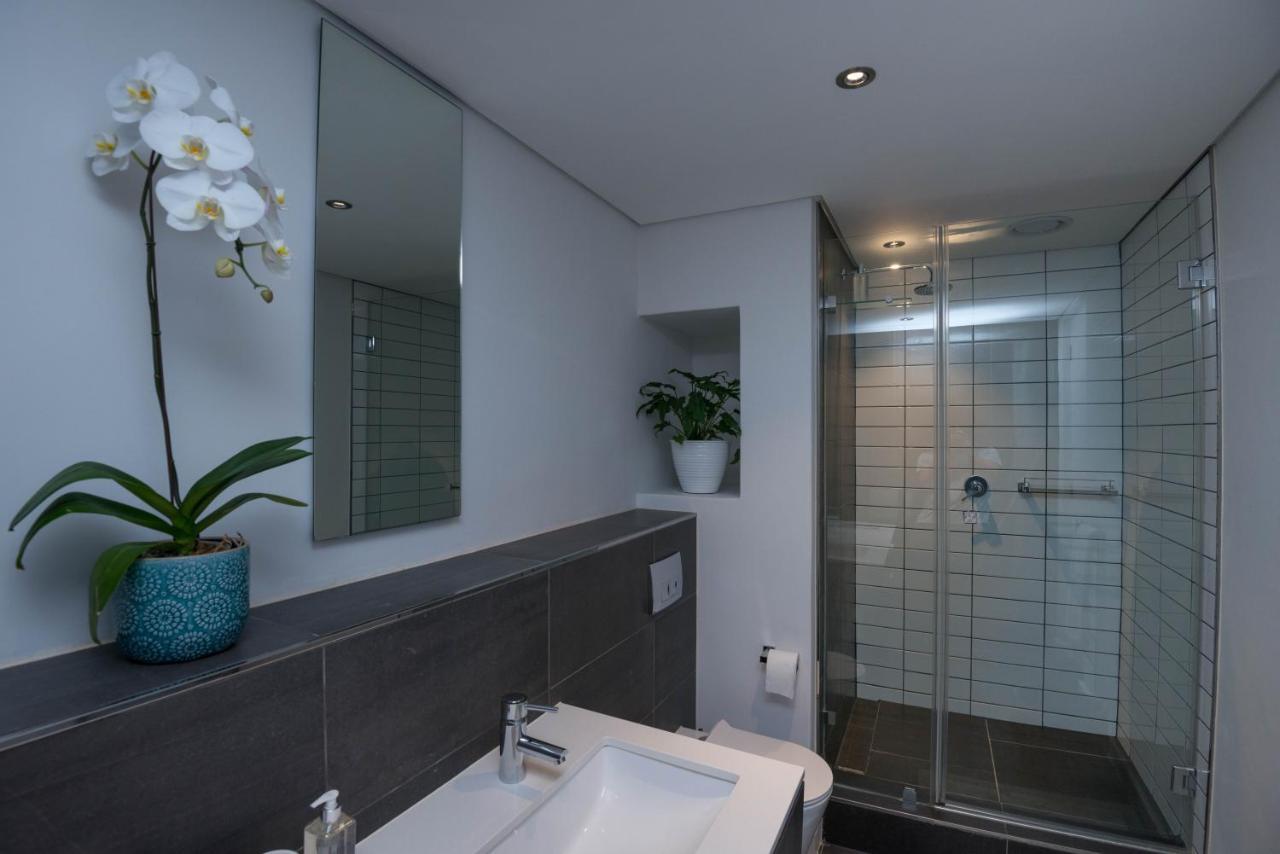 Six One Five At Matrix Apartment Cape Town Luaran gambar